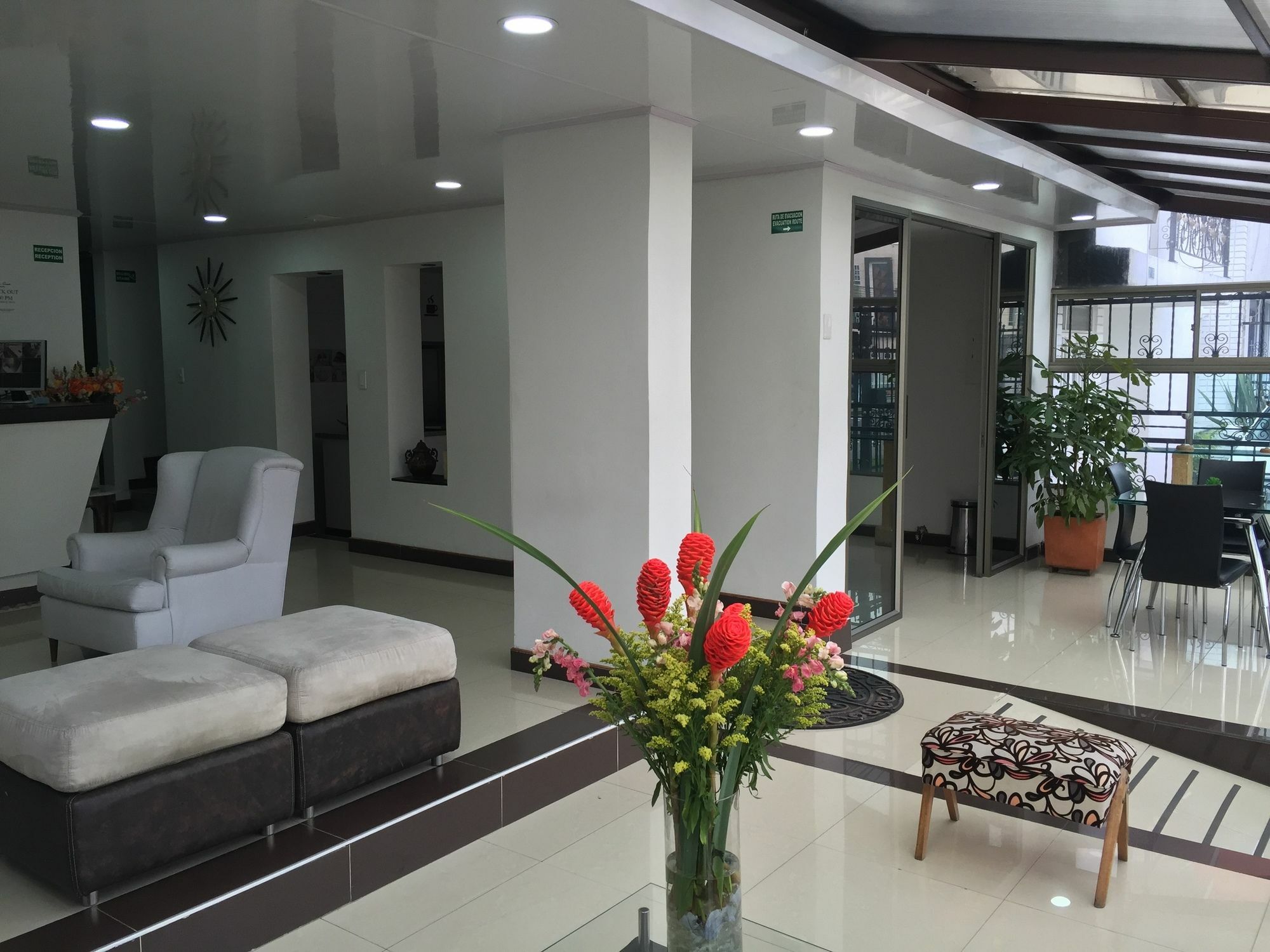 Hotel Casa Quinta Embajada Bogota Buitenkant foto